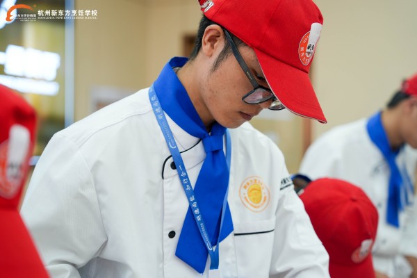 26�qƽ���OӋ���D�ЌW�N���ں����|�������ѐۺ�ĥ�ɼ���