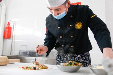 ���͵ľ͘I(y��)ǰ�������