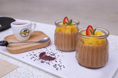 ���c�ИI(y��)�İl(f��)չǰ�����Q������δ���ĕx�����g��