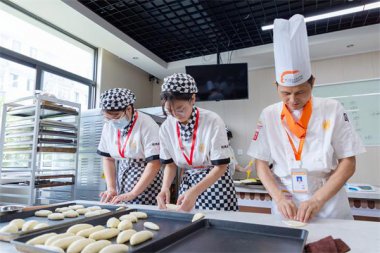 �W(xu��)���c(di��n)����x�����Ӗ(x��n)�W(xu��)У