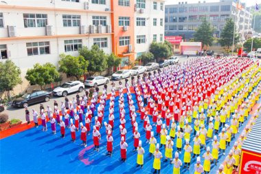 �m��Ů����(b��o)�x�Č��I(y��)�����I(y��)��������ܚgӭ���͘I(y��)ǰ�����e(cu��)��