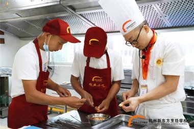 ���ӄ�(chu��ng)�I(y��)����Ͷ��С����ٍ�X(qi��n)��