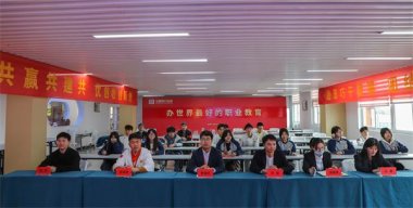 �o��F�����ഺ|��ҕ�l�W����Fӭ���A�M�e��