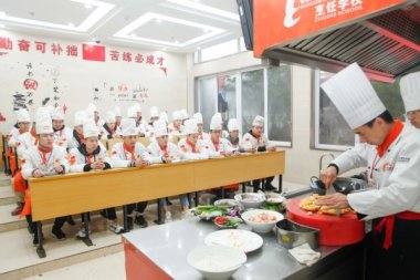 ���ڏN����Ӗ(x��n)�W(xu��)У�Ă�(g��)��