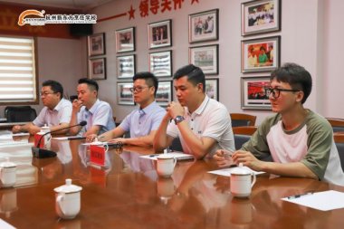 ���Ǻ���������δ�� | �����|��У��(li��n)ϯ���A�M��Ļ