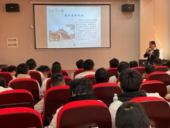 ����I(y��)���v�����ļҲ����I(y��)�R��һ�ã������W(xu��)���I(y��)���L��