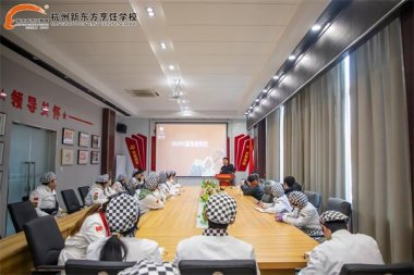 ���c��I(y��)���v�MУ�@��У��(li��n)�Ӵپ͘I(y��)