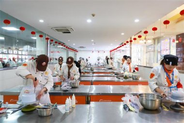 ���c�A�ο��ˣ�׌���L���E��ѭ