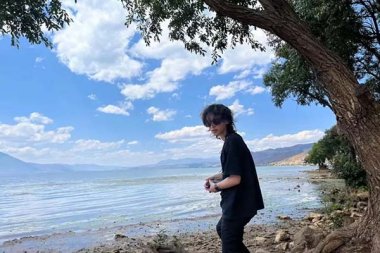  16�qŮ����������9�������ں����|������_�������¸���