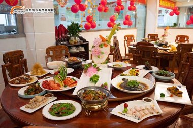 ���M����ǧ��һ�����W�N�C������ҹ���