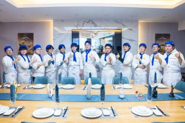 �����|����W(xu��)У�ò������͘I(y��)���Ϻò���