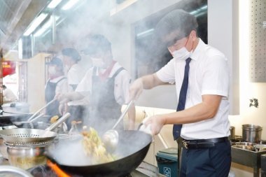 ����Ԫ�������|����W(xu��)У�a(ch��n)���ں϶�����T���_�I(y��)��