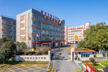 �����|�������WУ�����W���a����_ʼ���@���ͬ�Wǧ�f�e�e�^